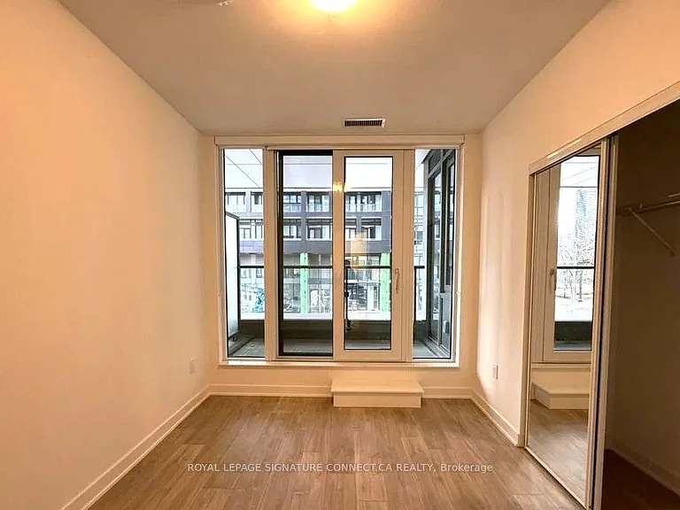 60 Princess St #109 — Photo 13
