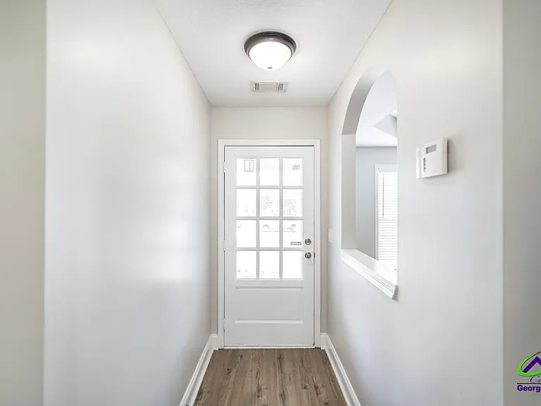 510 Leisure Lake Dr — Photo 8