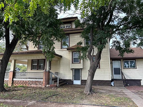 4th image of 824 S Seneca St