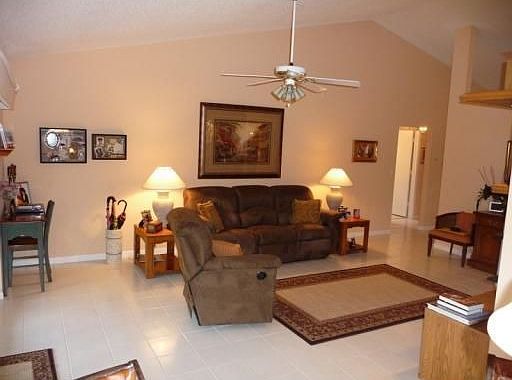 5th image of 9623 Southern Pines Ct