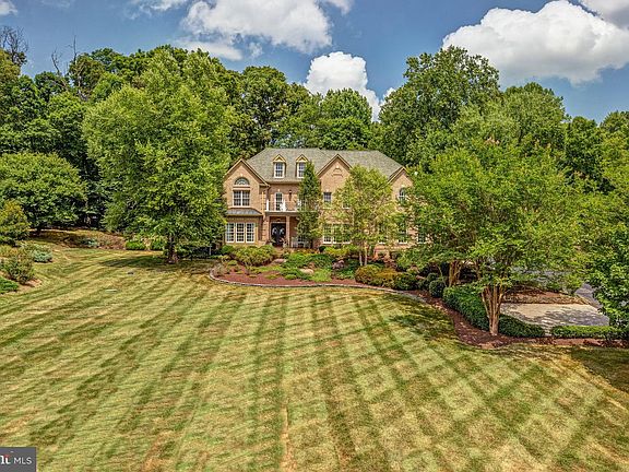 2nd image of 841 Leigh Mill Rd