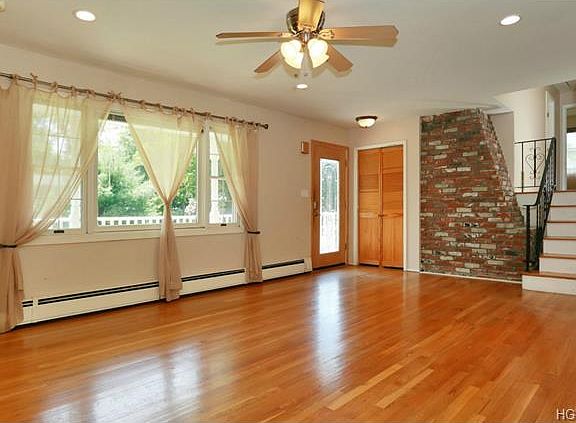 5th image of 329 Alpine Dr