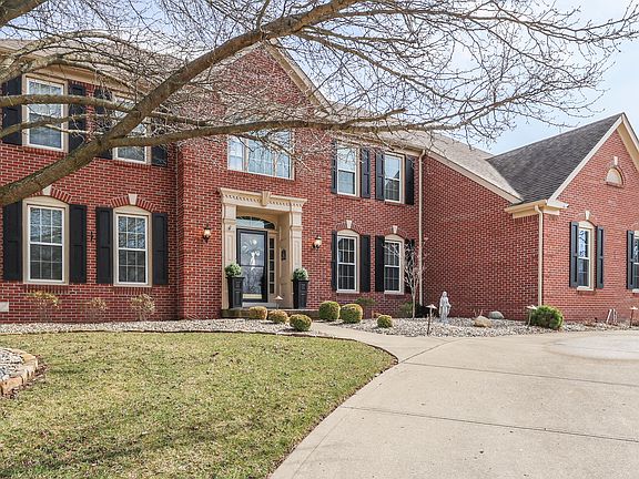 3rd image of 1535 Thames Dr