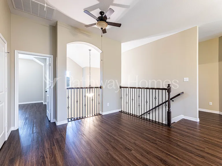 119 Highwood Ave — Photo 17