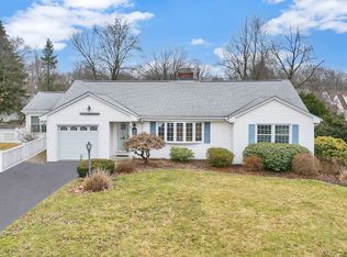 14 Race Brook Rd, West Hartford, CT 06107