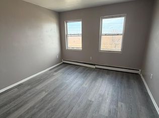 216 Trumbull St #5, Elizabethport, NJ 07206