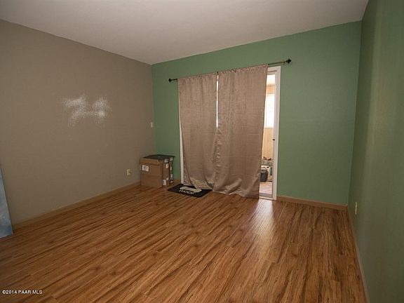 3rd image of 1608 Lindley Dr