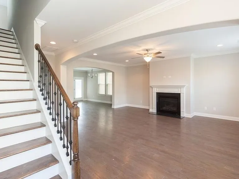 164 Ashcrest Point — Photo 5
