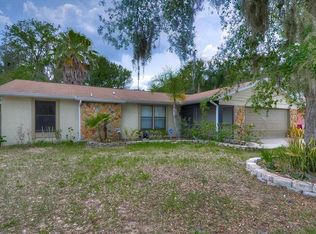 1318 Oakcrest Dr, Brandon, FL 33510