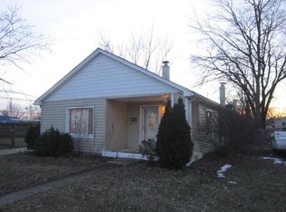 6672 Birch St, Taylor, MI