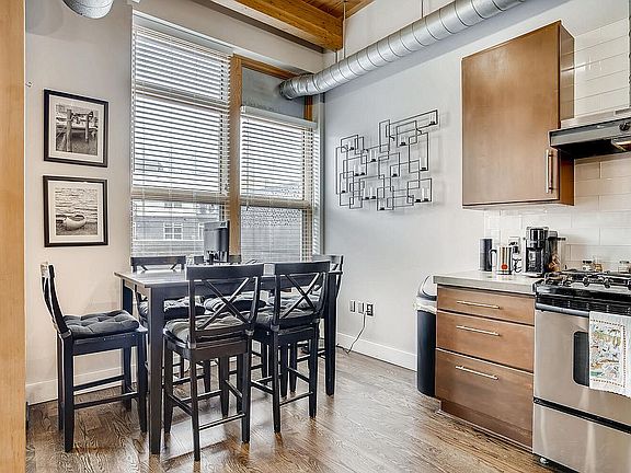 Space for 8 to Dine