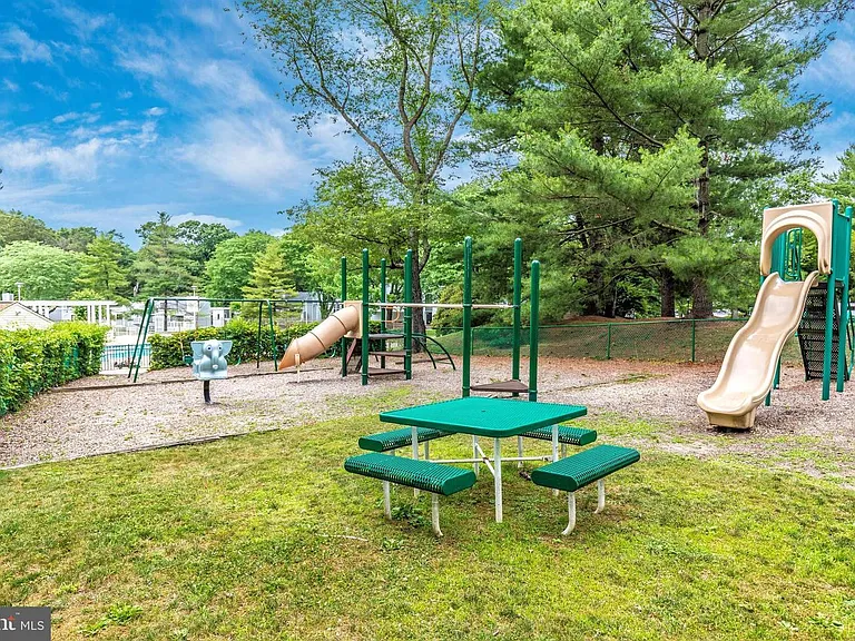 1600 Hagys Ford Rd #6U — Photo 25