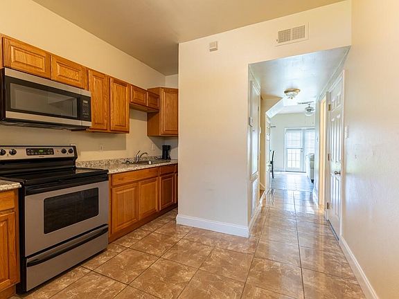 5th image of 8223 Edinburgh St
