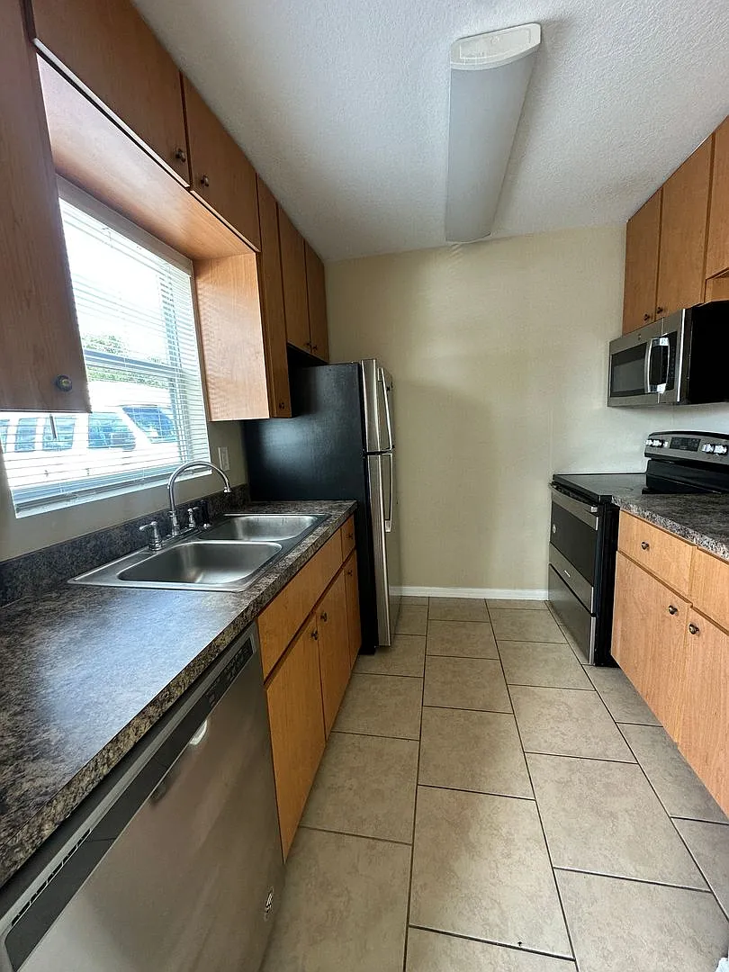 Rainbow Lake Apartments — Photo 2