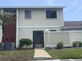 42 Pine Island Cir, Kissimmee, FL 34743