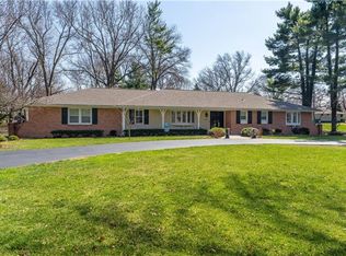 8509 Reinhardt Ln, Leawood, KS 66206