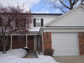 1st image of 7354 S Kingston Ct #22