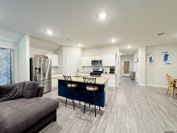 5th image of 13295 Fowler Dr