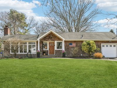 12 Colgate Road, Greenlawn, NY, 11740