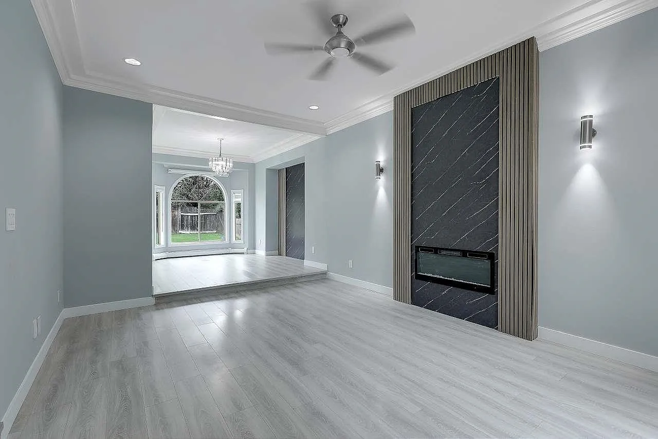 8636 141b St photo 1