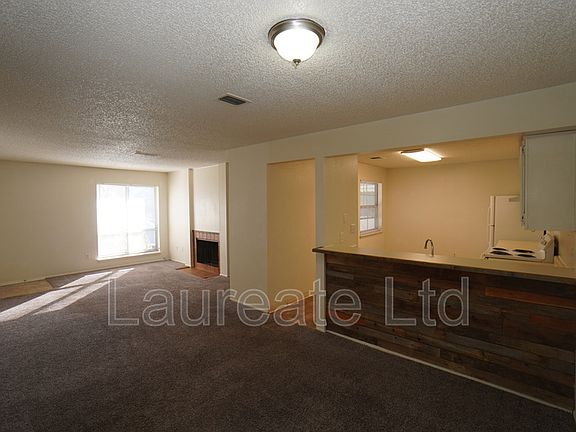 4th image of 7260 S Gaylord St #N26