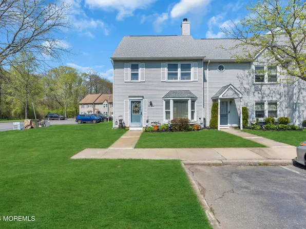 53 Colonial Court, Jackson, NJ 08527