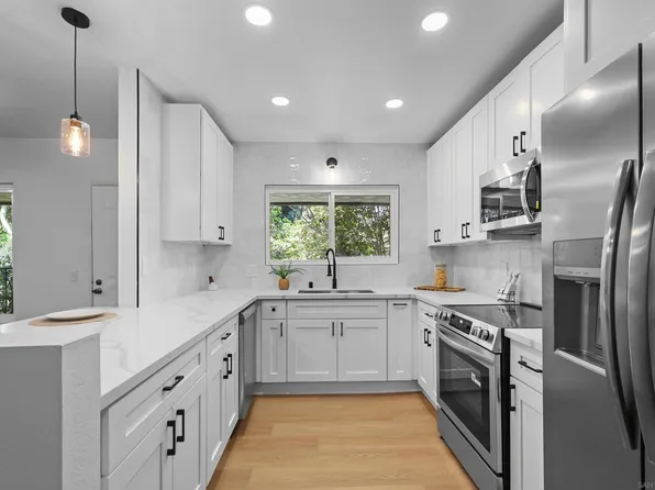 4205 Asher St Unit 32, San Diego, CA 92110