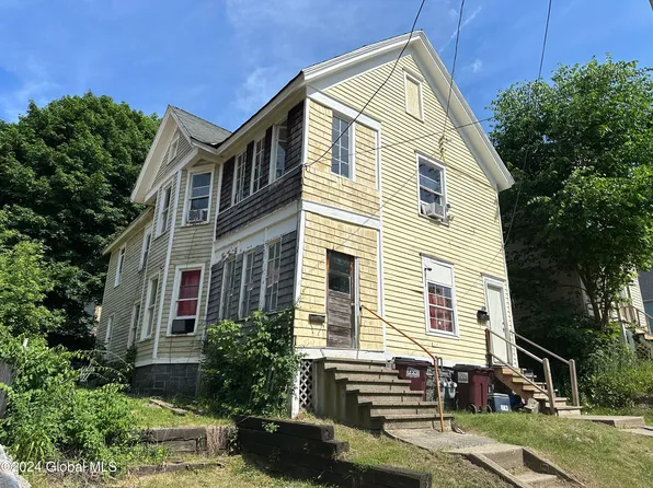 49 Montgomery Street, Gloversville, NY 12078