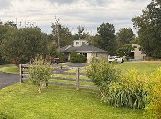 21972 Saint Louis Rd, Middleburg, VA 20117