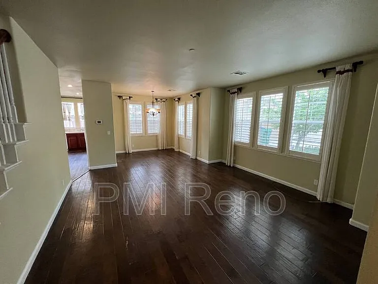 7029 Sacred Cir — Photo 2
