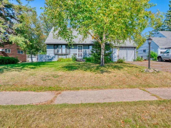 209 Dorchester Dr, Hoyt Lakes, MN 55750