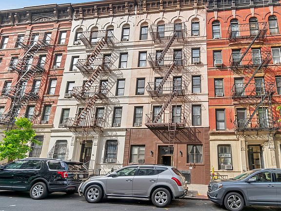 4th image of 529 E 83rd St #1W