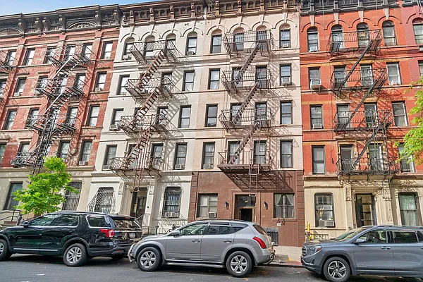 Rented by Compass | media 8