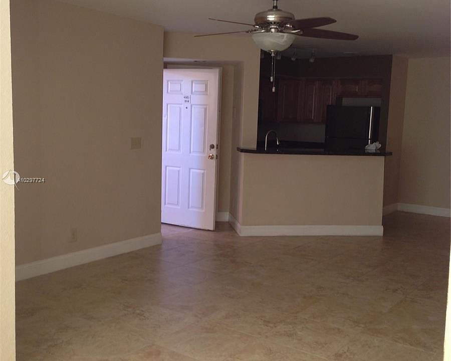 1st image of 3432 Pinewalk Dr N
