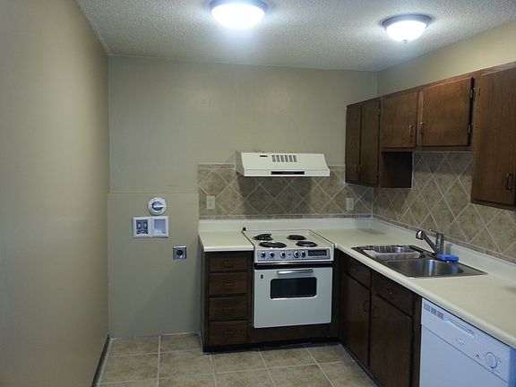 5th image of 6400 Edgemere Blvd APT 37