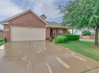 1228 Boxwood Dr, Crowley, TX 76036