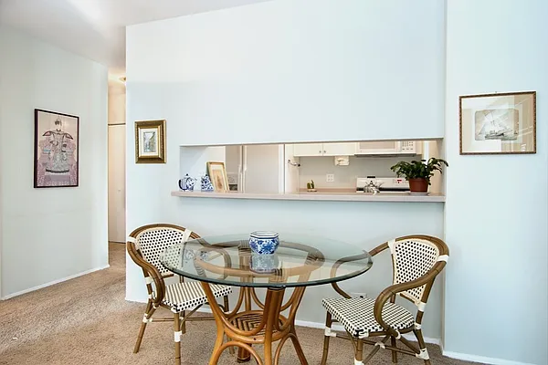 Sold by Kleier Residential | media 18