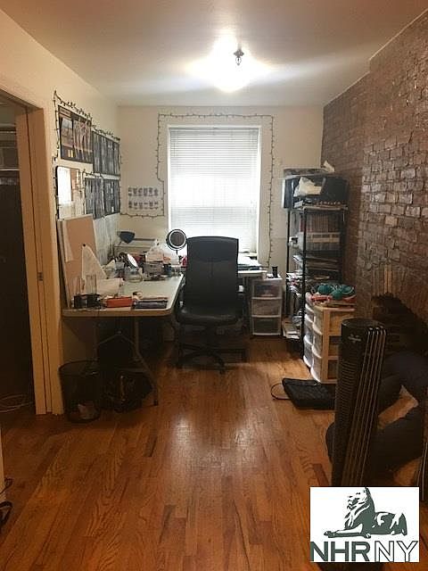 2nd image of 325 W 30th St APT A1