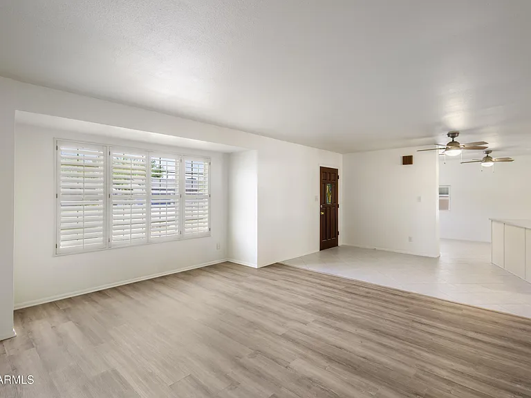 5742 N 12th Pl — Photo 9