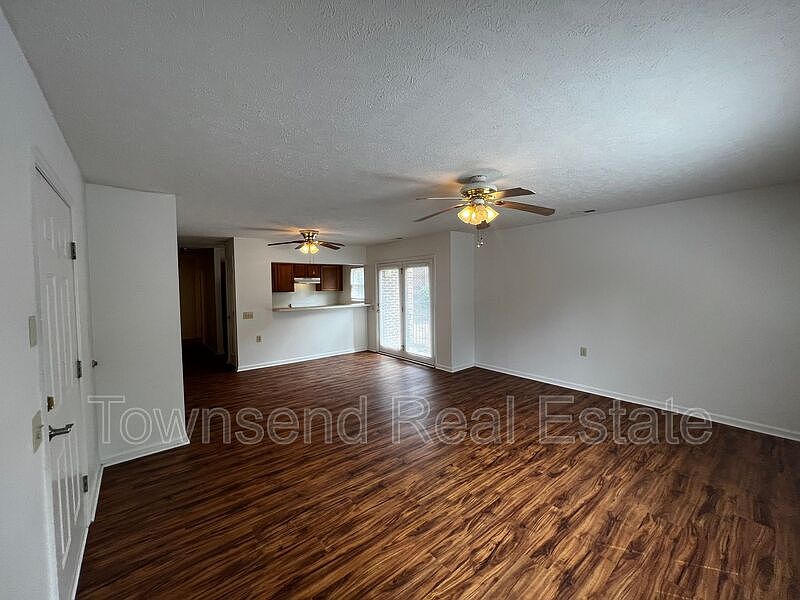 1st image of 1009-2 Ancestry Dr