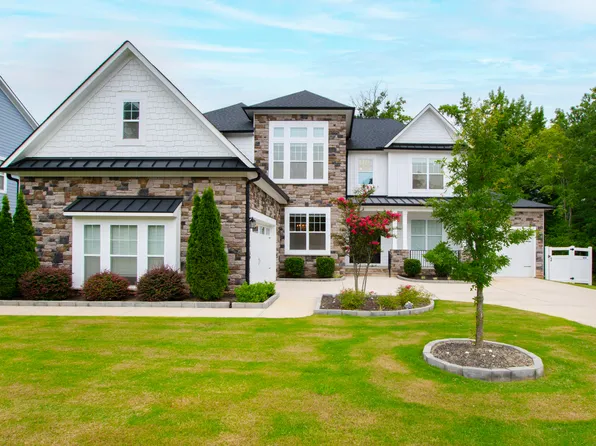 8801 Noble Flaire Dr, Raleigh, NC 27606