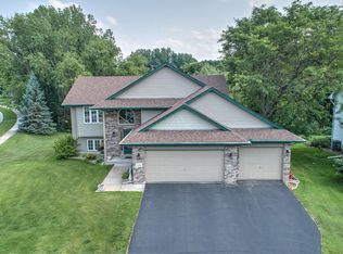300 101st Ct NE, Blaine, MN 55434