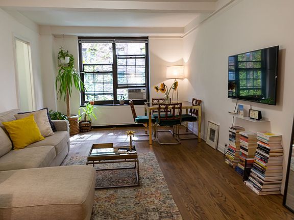 5th image of 415 W 23rd St APT 7F