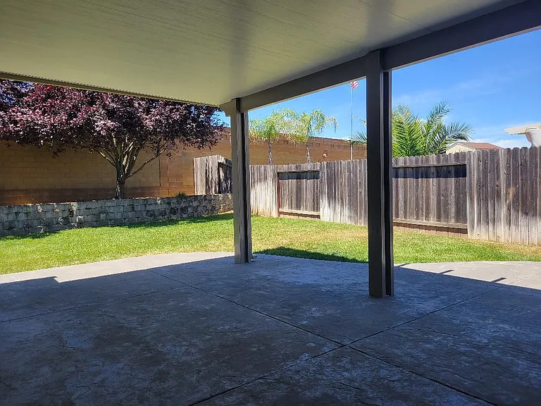 602 Delancy Way — Photo 18