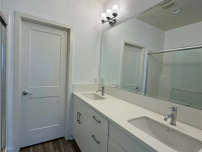 9042 Garvey Ave #16 — Photo 20