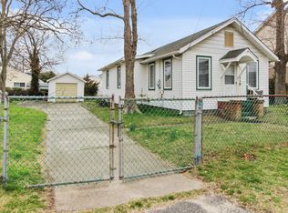238 W Delaware Pkwy, Villas, NJ 08251