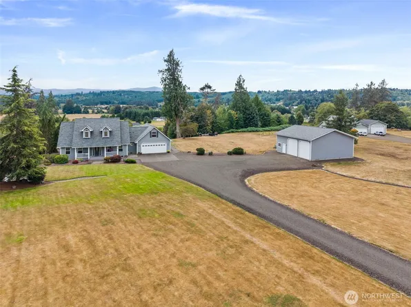 15 Penny Lane, Raymond, WA 98577