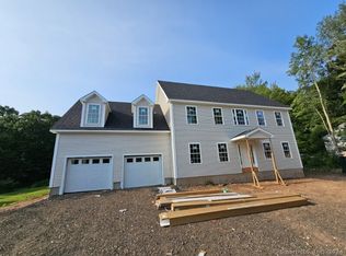 300 Lazy Ln, Southington, CT 06489