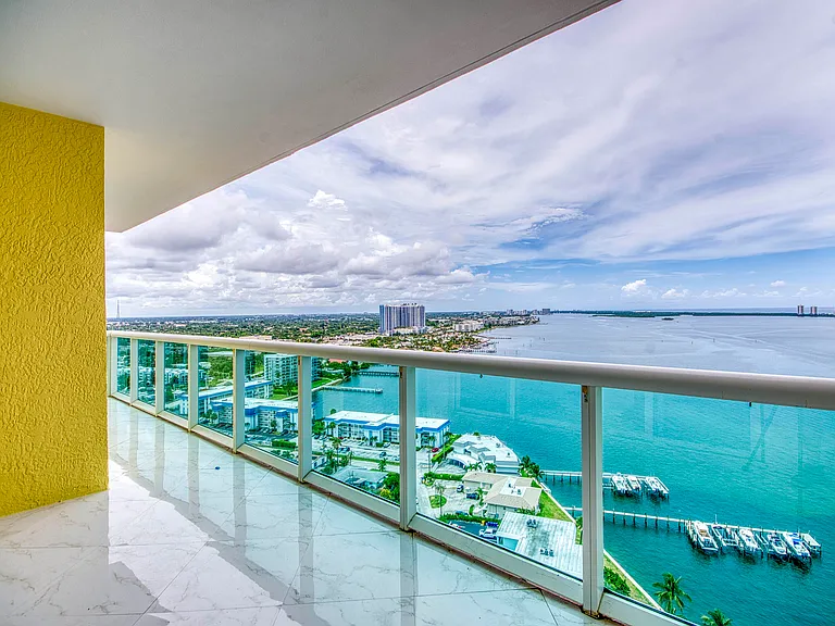 2650 Lake Shore Dr #2303 — Photo 11