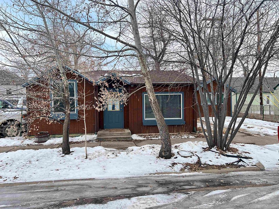 1st image of 214 Ord St